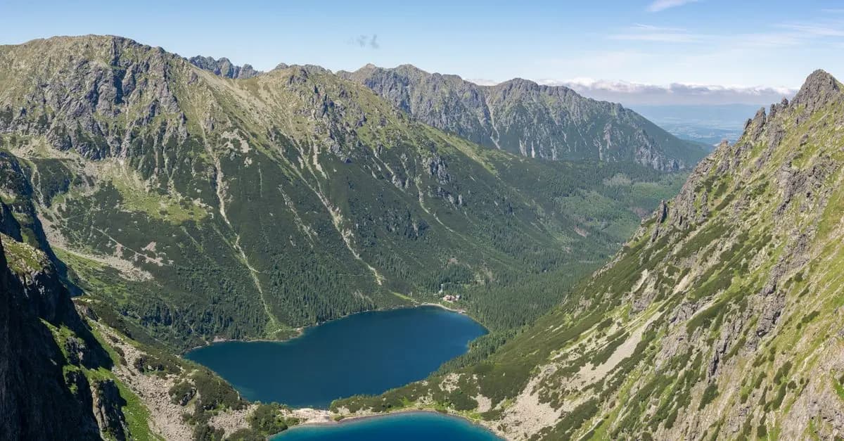 Jakie są najpiękniejsze trasy piesze w Polsce?